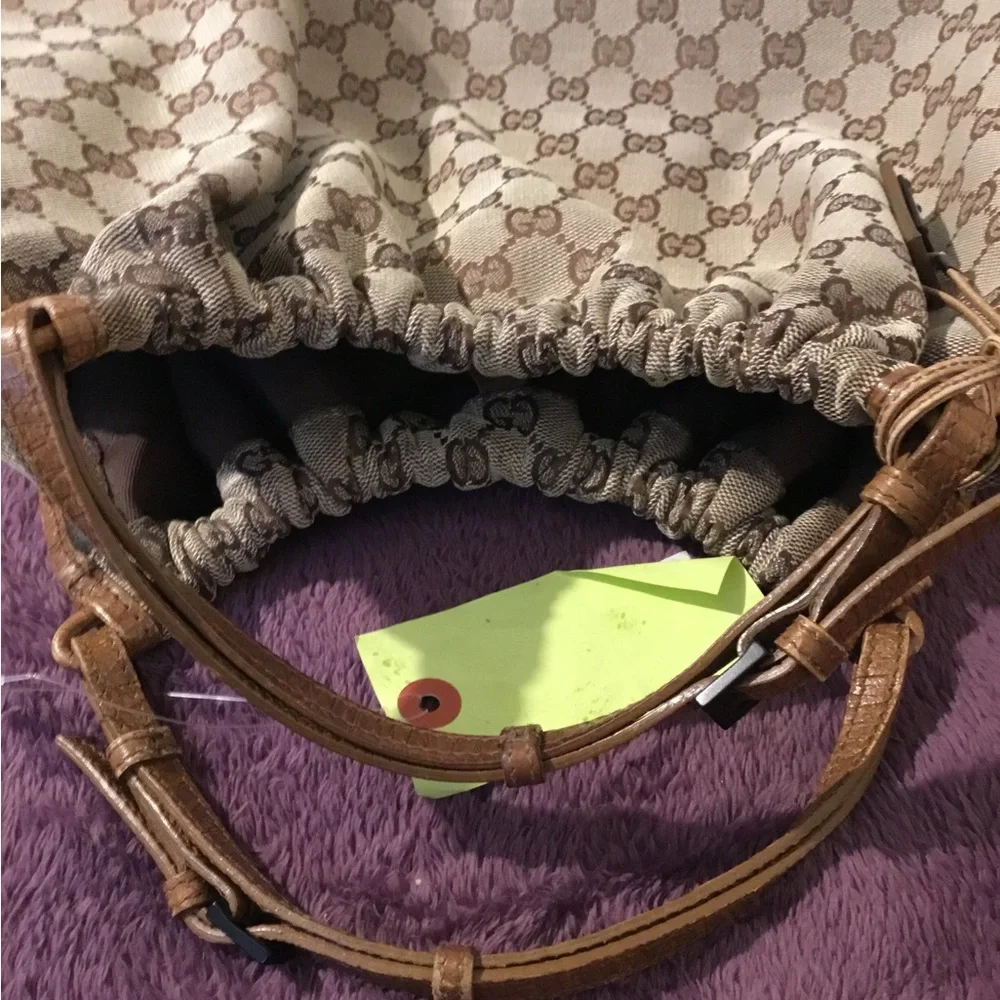 Vintage Authentic GG Pattern Leather Trim Large Gucci Tote Bag - Picture 8 of 15